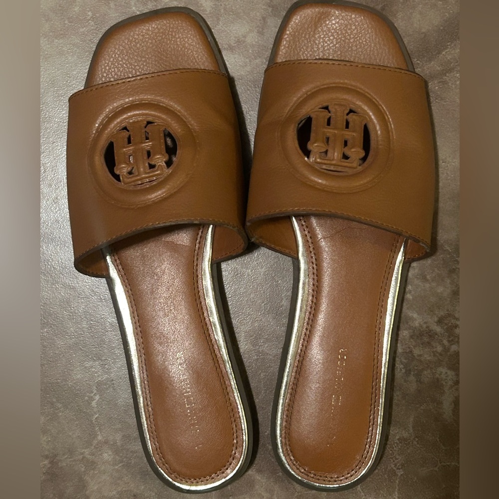 Tommy Hilfiger Sandals Women’s 9.5